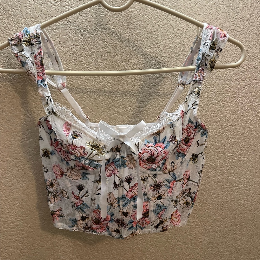 Victoria’s Secret Embroidery Cap-Sleeve Corset Top